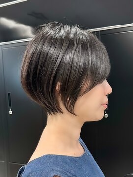 ハルキミナト ジャパン トウキョウ(HARUKI MINATO japan TOKYO) 20代30代40代50代/丸みショート/クビレ/前髪あり/表参道