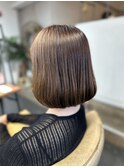 大人女性に似合わせツヤボブ