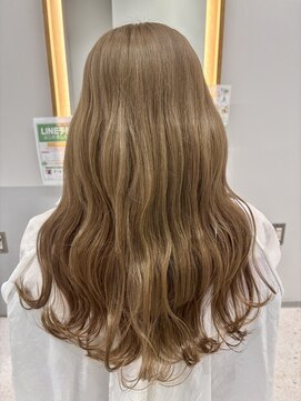 フィゼル 南堀江店(fizelle) やわらかベージュカラー