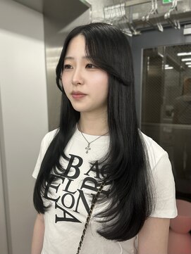 エヌアイ オモテサンドウ(ni omotesando) 韓国レイヤーカット♪ ざくざくハイレイヤー