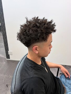 マージュ(maju) スパイキーアフロ