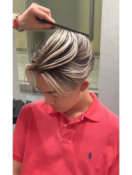 ステラ(STELLA) バレイヤージュ/メンズカット/メンズサロン/眉毛カット/カット