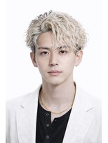 ヘアールーム アート(hair room a to by NYNY)&nbsp;ホワイトブロンド×ツイストスパイラル