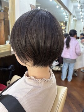 シャンプーボーイアネックス(SHAMPOO BOY Annex) 大人かわいいショートボブby ERINA