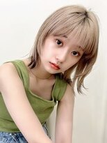 メル バイ ヘアサロン ニド(mer..by hair salon Nido)&nbsp;【大分市】ハイトーンベージュ×抜け感ミディウルフ