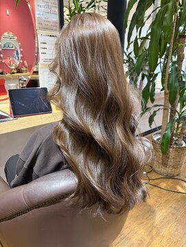 チャンピオン オリーブベージュカラー