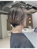 ショートボブ