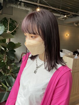 コワファーストナガサキシャンプーボーイ(COIFF1RST NAGASAKI SHAMPOO BOY) 大人可愛い小顔くびれミディアムボブウルフ10代20代30代