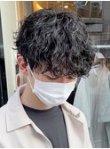 波巻きパーマセンターパートツイストパーマメンズマッシュパーマ