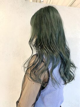 イリ 心斎橋(ili) 【石田幸希】くすみグリーンカラー