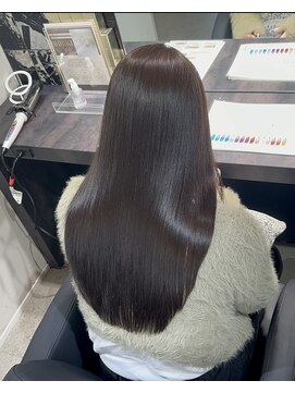 ワン バイ ジエクト(One by The Ect) レイヤーカットエアリーロング髪質改善カラーナチュラルブラウン