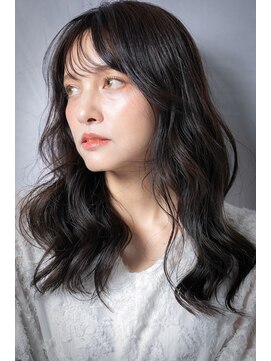 カバーヘア ブリス 志木南口駅前店(COVER HAIR bliss) 立体感大人巻き毛先パーマ黒髪小顔韓国風ロングw志木30代40代