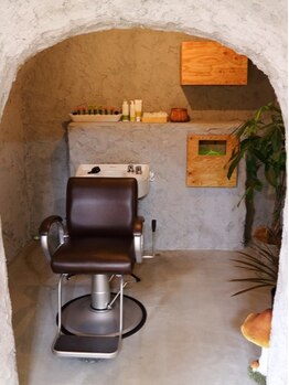 シンプリイ(Simply)の写真/*髪の健康は頭皮から*リラックス効果も抜群!!頭皮クレンジングや15分間のクイックマッサージもおすすめ◎