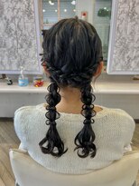 ヘアーカスタム(Hair Custom)&nbsp;編みおろしツイン