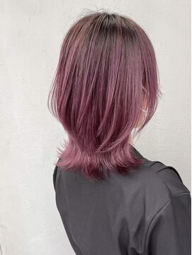 ギークス(GEEKS) 【GEEKS渋谷】ローズブラウン/秋カラー/ミディアムレイヤー/小顔