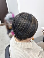 ルピナス 北千住(Lupinus) 明るめ、ハイライト、ショートヘアー