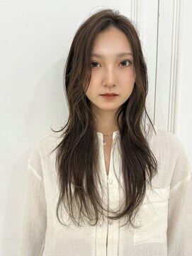 ガーランドギンザ(Garland Ginza) ロングレイヤー顔まわり前髪なしかきあげヘア