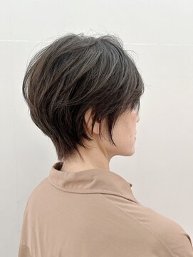 イーエル グランデ(e.ll grande) くびれショート