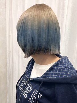 イルウィ(irwi) 【miku/トレンド】ケアブリーチ/エンドカラー/ルーツカラー