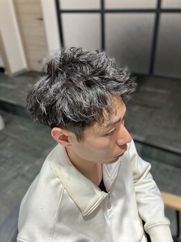 オトモベフ(OTOMO BeF)の写真/お客様のライフスタイルに合ったヘアをご提案◎オンもオフもいつでもカッコよくいられるスタイルが叶う！