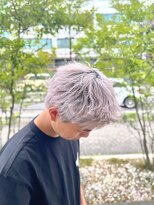 アレーズバイベニボンズ(Alaise by Beni,Bond's)&nbsp;ホワイトカラー×スパイキーショート