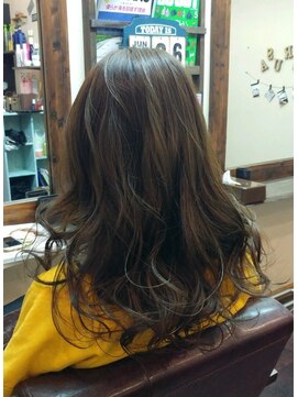 ヘア デ パルサ(Hair de Parusa) グレージュカラー