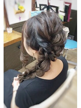 グレースモア(Grace More) (久留米/村山)サイド編み下ろしアレンジ(^^)