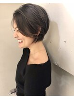 ネオリーブアイム 横浜西口店(Neolive aim)&nbsp;小顔に魅せる毛先カールのラフ感ショートレイヤー風味コンマヘア