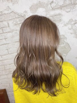 プライズ アイリス 池袋東口店(prize Iris) ココアベージュ/20代30代40代￥15400