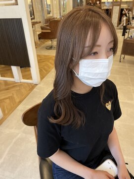 リリア(LILIA.) メロウベージュカラー