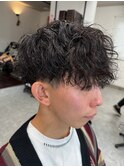ツイストスパイラルパーマツーブロック刈り上げメンズマッシュ