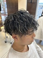 フォルテ 草薙店 波巻きパーマ メッシュキャップ ハイライト