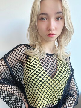 フリティ 大阪西梅田店(friity) オリーブベージュショートミニボブグレージュブリーチレイヤー