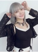ハイトーンボブ/シルバーホワイト/前髪ぱっつん/アイドルヘア
