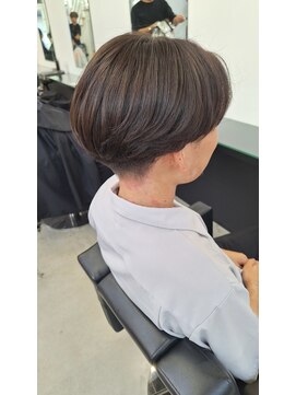 ピースバイラフトーキョウ(V by RAF Tokyo) 韓国風センターパート/ツーブロック/オイル仕上げ