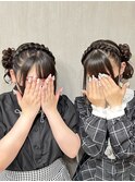 編み込みカチューシャのサイドアップ
