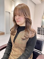 ルル(loulou)&nbsp;loulou  ブリーチなしベージュ　ロングくびれヘア（薬院　天神南