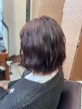 セルボーン イルミナカラー/ピンクベージュ/ボブ/波巻きアレンジ