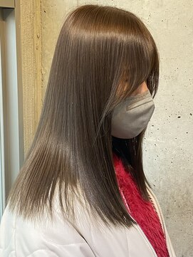 ワンズ リー 上大岡店(One's ly) オリーブグレー小顔レイヤー黒髪スタイルブリーチなしダブル