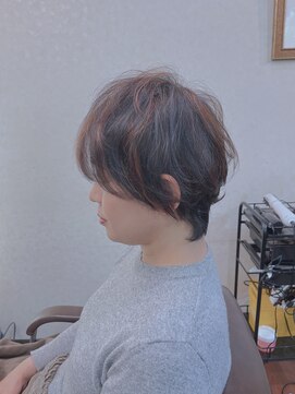 くせ毛ショートカット