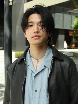 アコロン(acoron.) カット/センターパート/池袋メンズカット