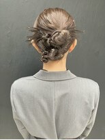 kotona【コトナ】&nbsp;カチモリタイトヘアセット結婚式金箔お呼ばれヘアセット