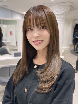 エアー 青山(AIR) 透明感カラーアッシュグレージュレイヤーカット髪質改善