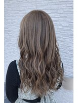 ヘアーステージ アール(hair stage R)&nbsp;立体感ベージュ × 大人ゆる巻き