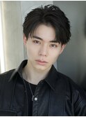 刈り上げツーブロック束感コンマバングかき上げショート