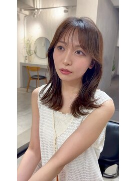フォト 新宿三丁目(foto) 大人ガーリー/似合わせカット/ミディアムレイヤーカット/新宿