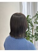 切りっぱなしボブ×オリーブカラー☆