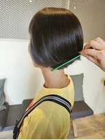 アン アイズ(ann EYES)&nbsp;ショートボブ前髪ありイメチェン20代30代40代50代インナーカラー