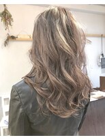 ヘアーアンドアトリエ マール(Hair&Atelier Marl)&nbsp;【Marl】ミルクティーベージュのふんわりセミロング