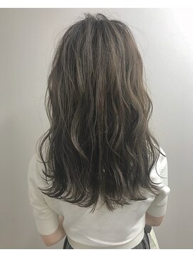 ラフィスヘアーロン 立川店(La fith hair rond) ヌーディーベージュ